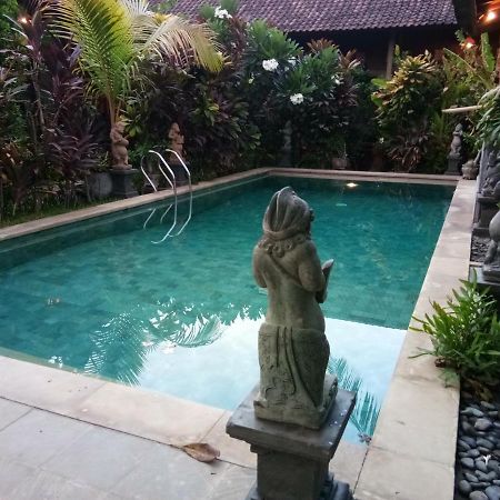 The Sari Bungalows Пемутеран Экстерьер фото